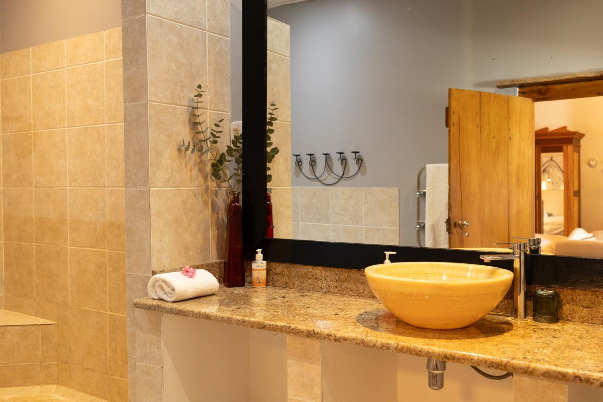 De Opstal Country Lodge 오쇼른 외부 사진