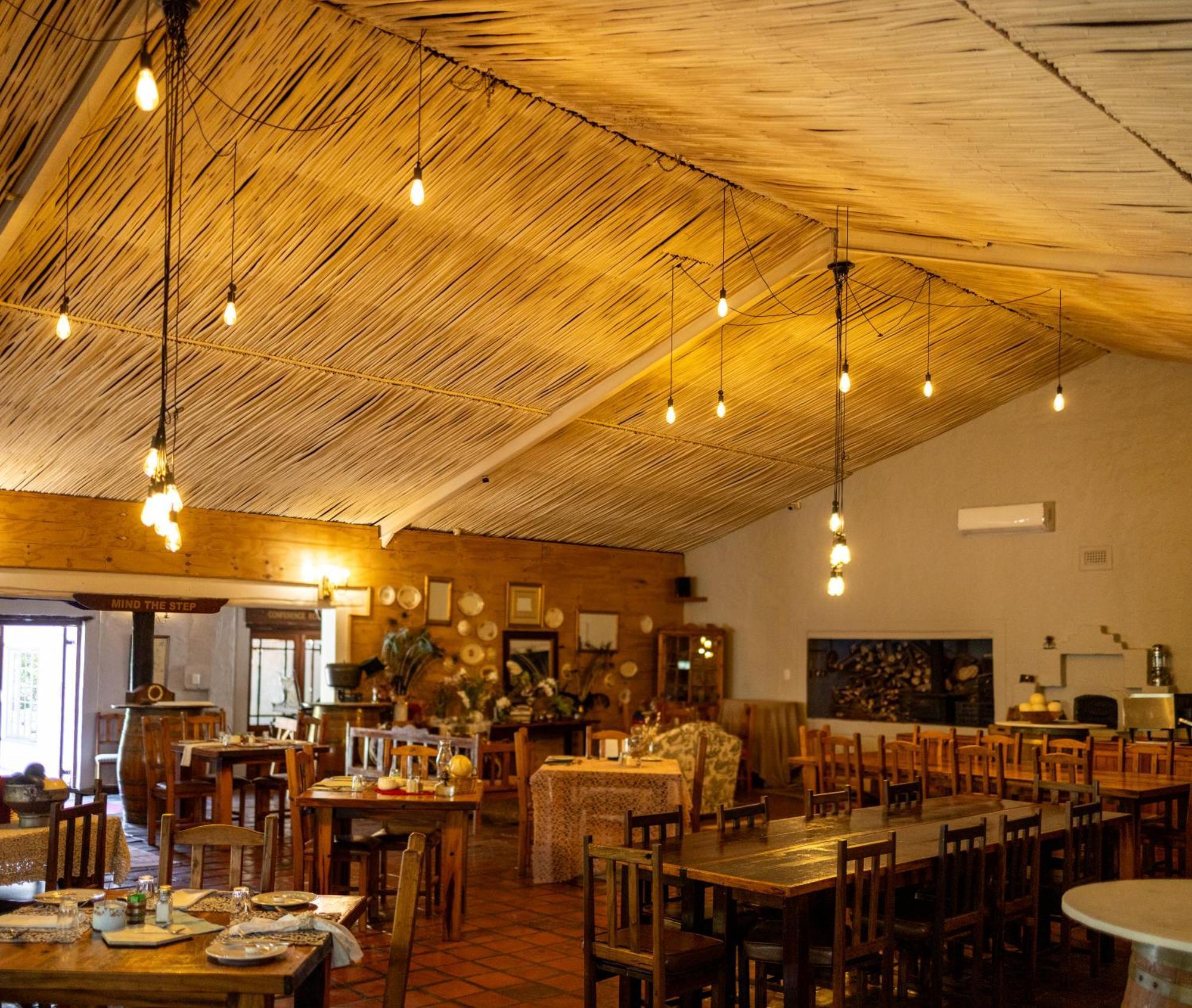 De Opstal Country Lodge 오쇼른 외부 사진