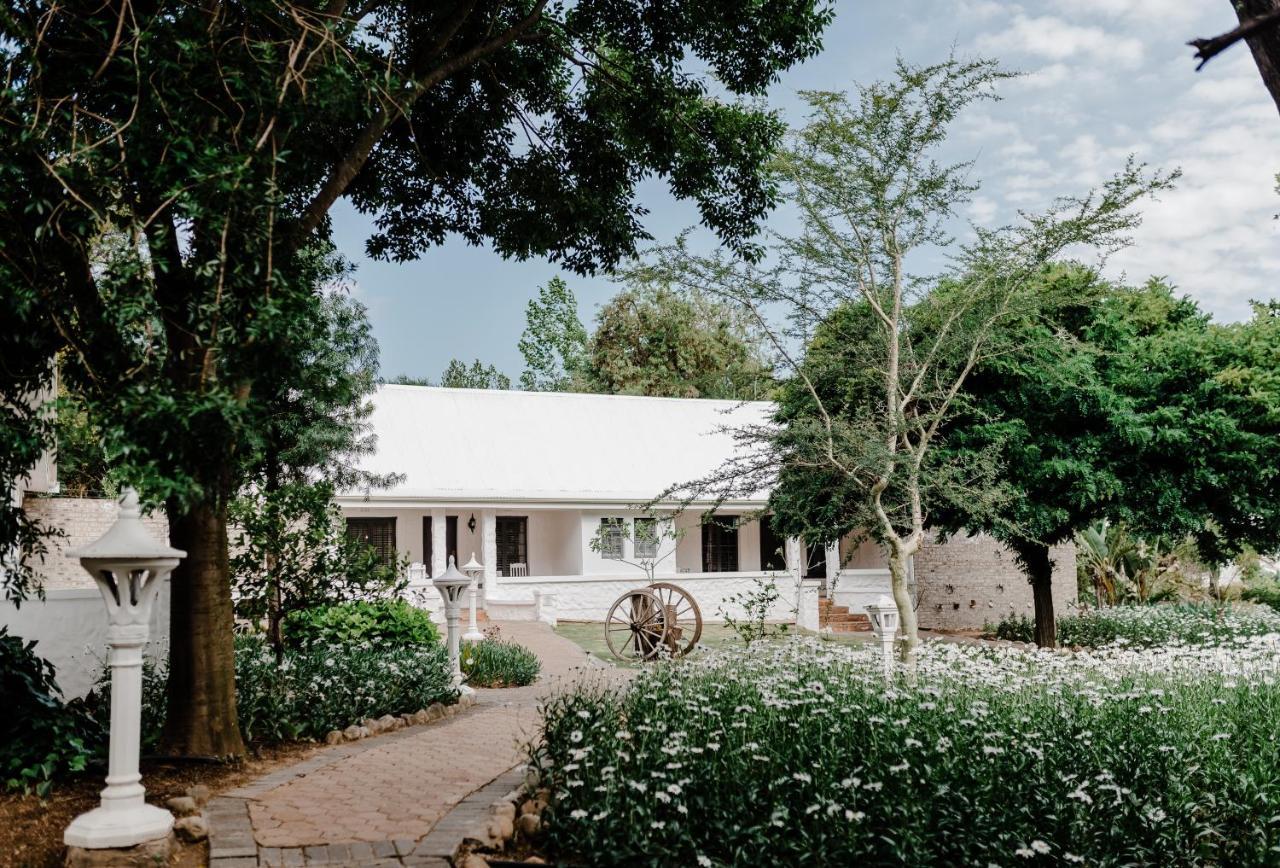 De Opstal Country Lodge 오쇼른 외부 사진